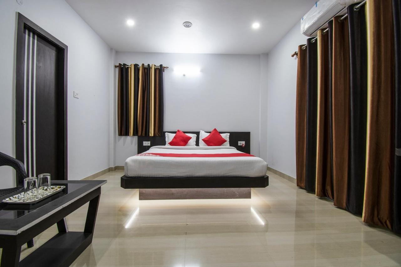 Oyo 26974 Hotel S G International Patna  Luaran gambar